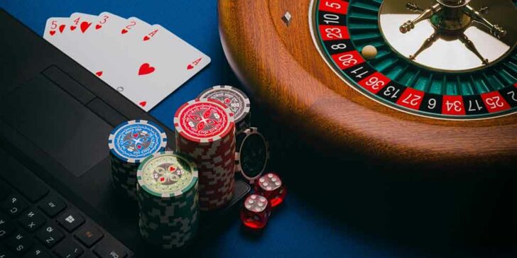 Advantages of Online Gambling That Keep You Betting Online | GamingZion